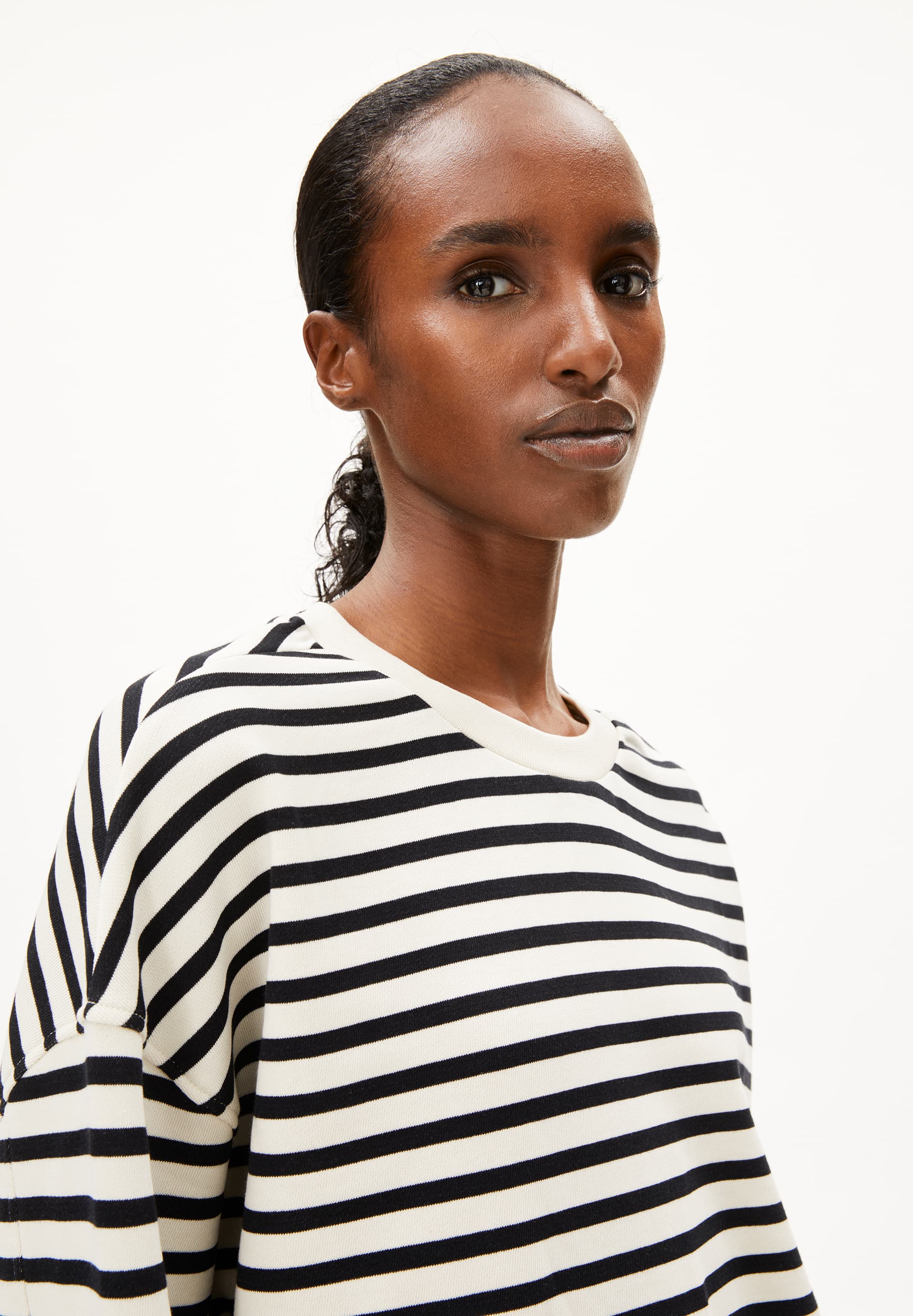 Frankaa Stripe Sweatshirt - Image 4