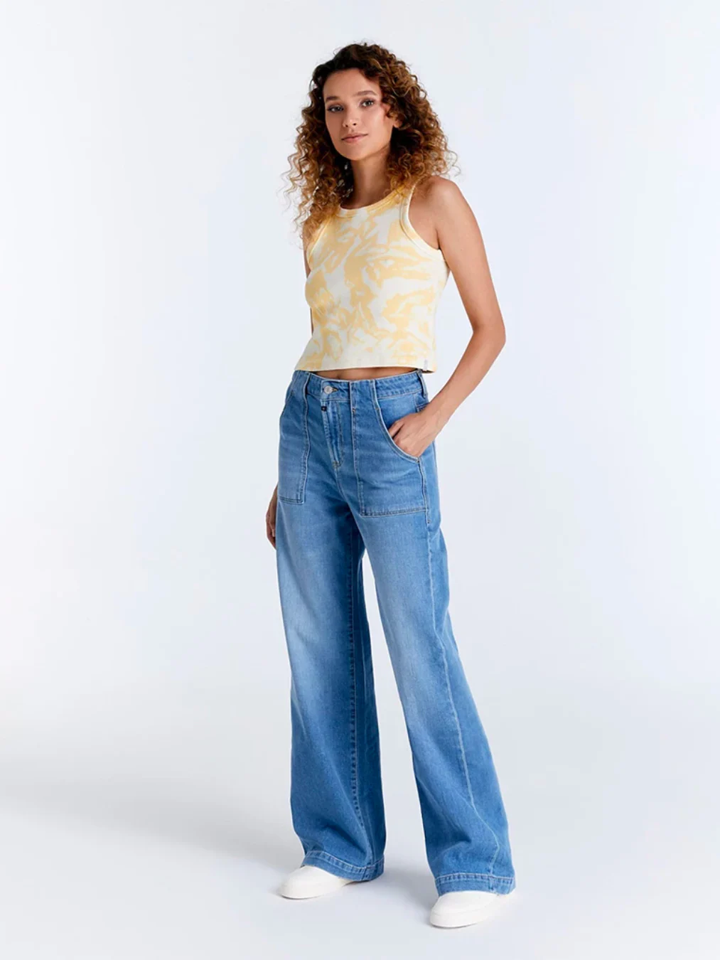 Lulu Jeans - Image 3