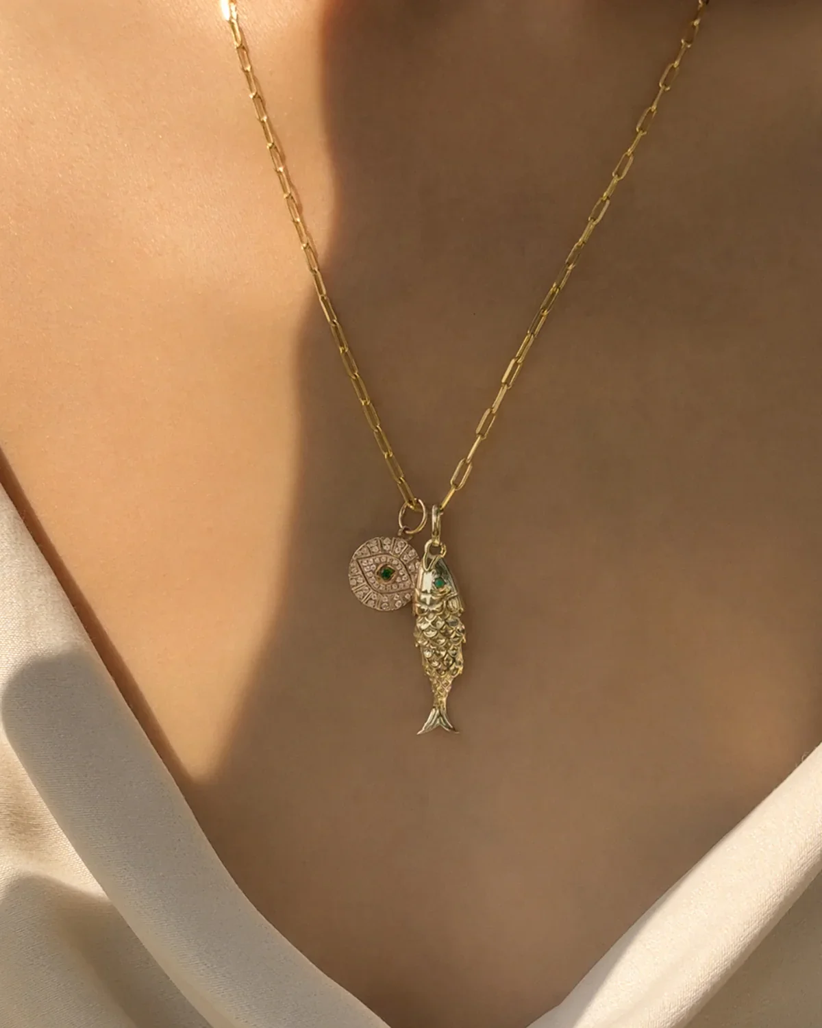 Flat Drawn Chain Necklace – Gold - Image 4