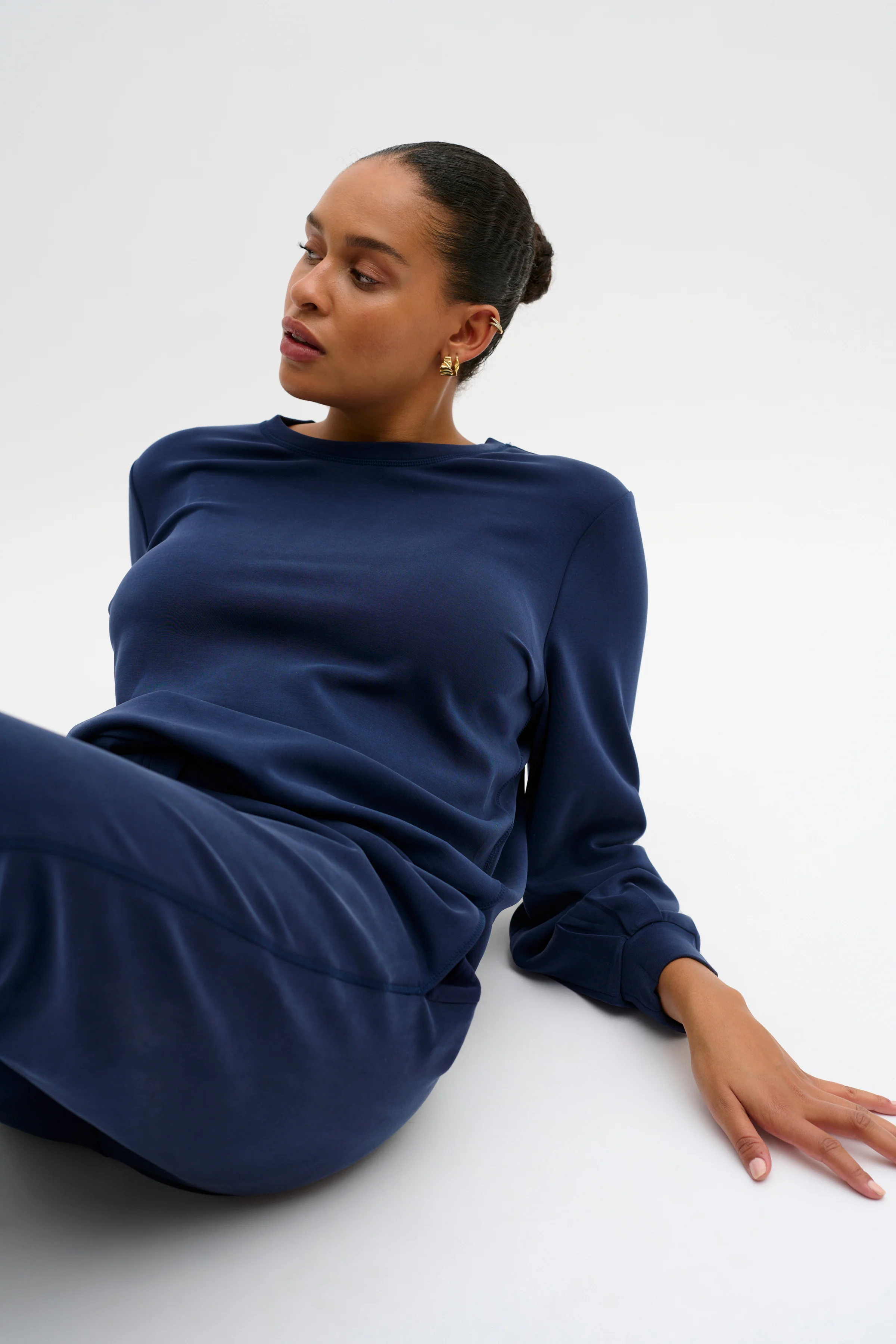 The Sweat Blouse - Image 5