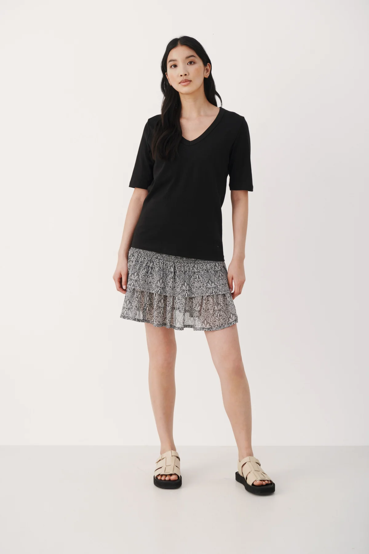 Ratansa V-Neck T-Shirt - Image 8