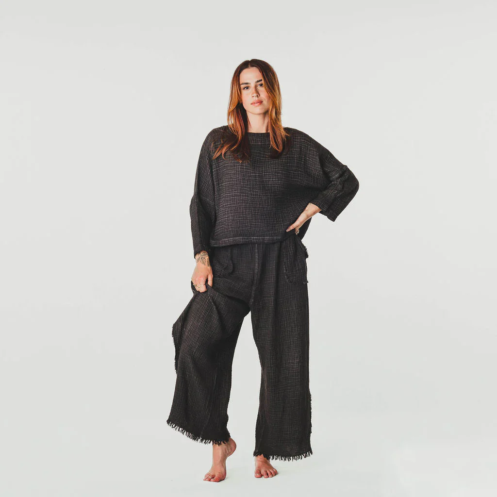 Crinkle Long Sleeve Boat Top - Image 4