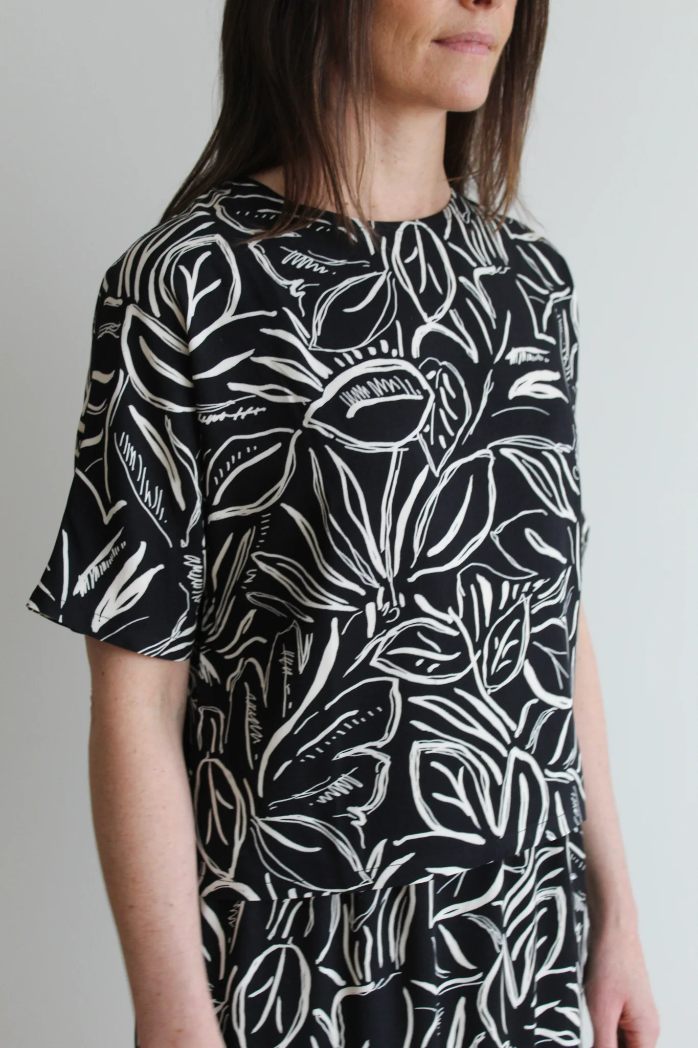 Everyday Crop Blouse - Image 3