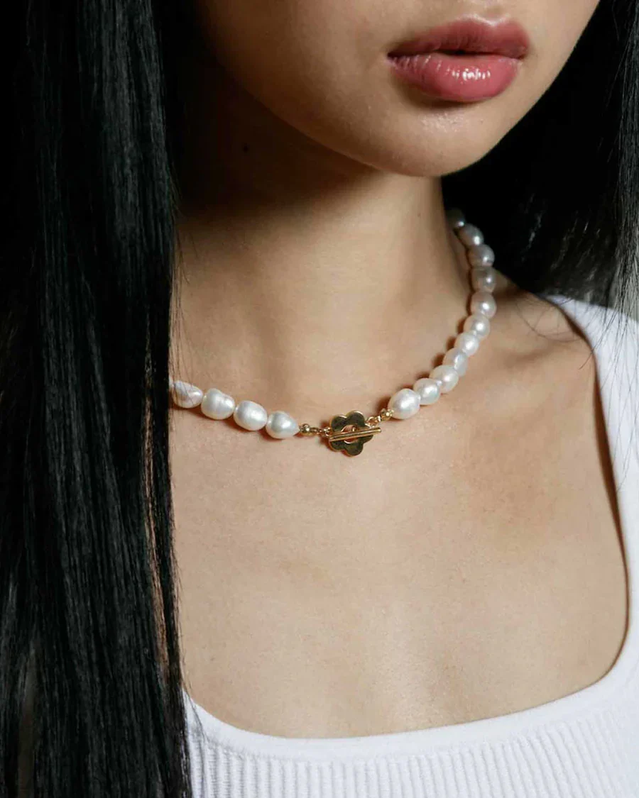 Lola Pearl Necklace – Gold - Image 5